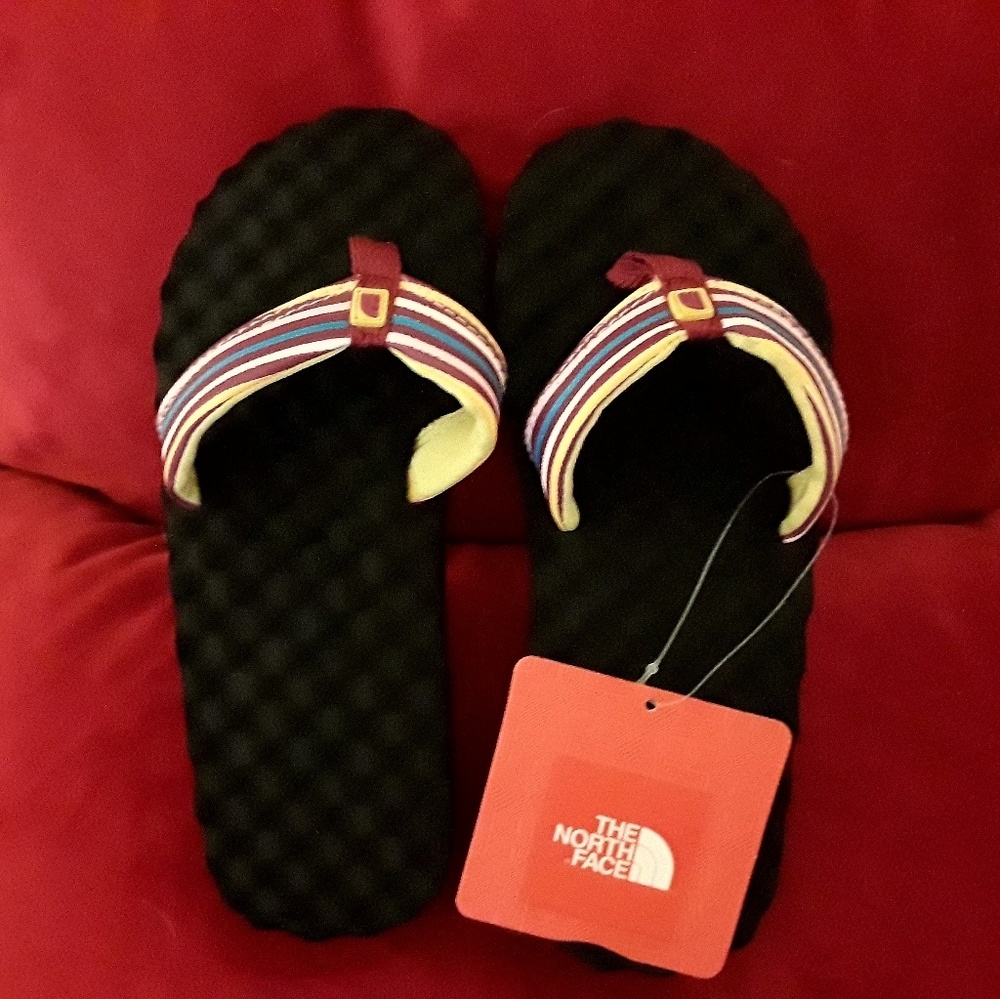 Girls size 2 wedge flip flops